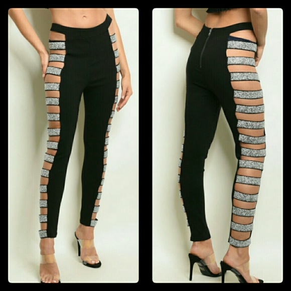 LAST 2! MED & LG!🌹STUD & RHINESTONE BANDAGE PANTS!🌹 - Picture 2 of 3